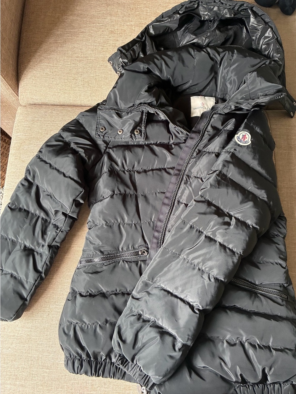 Moncler Black Shiny Quilted Jacket (unsure of authenticity) - Picture 5 of 10